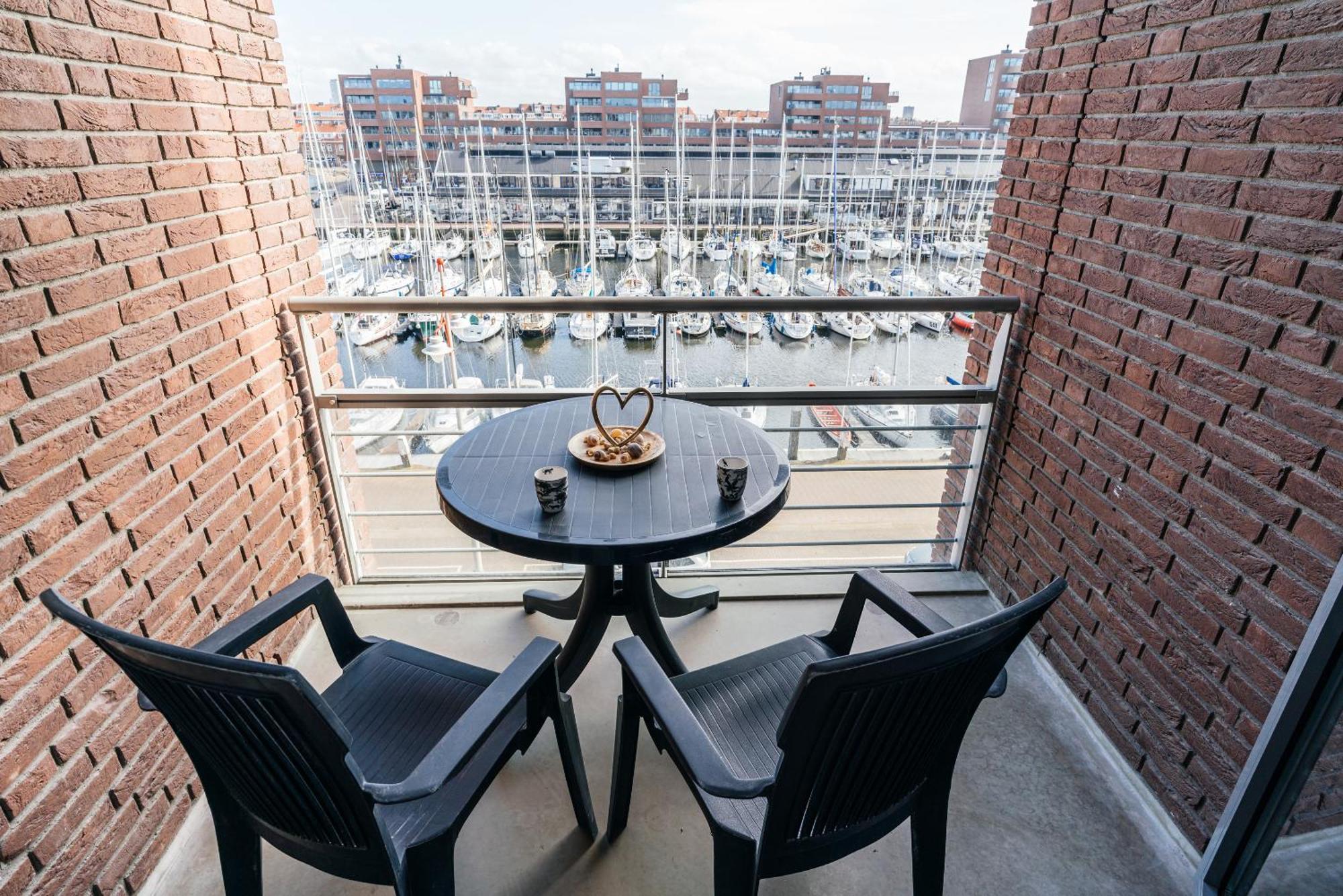 Bizstay Harbour III Scheveningen Apartments The Hague Bilik gambar